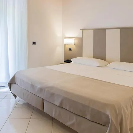 La Torre 4* 팔리누로