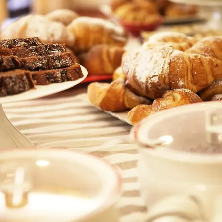 La Torre فندق بالينورو